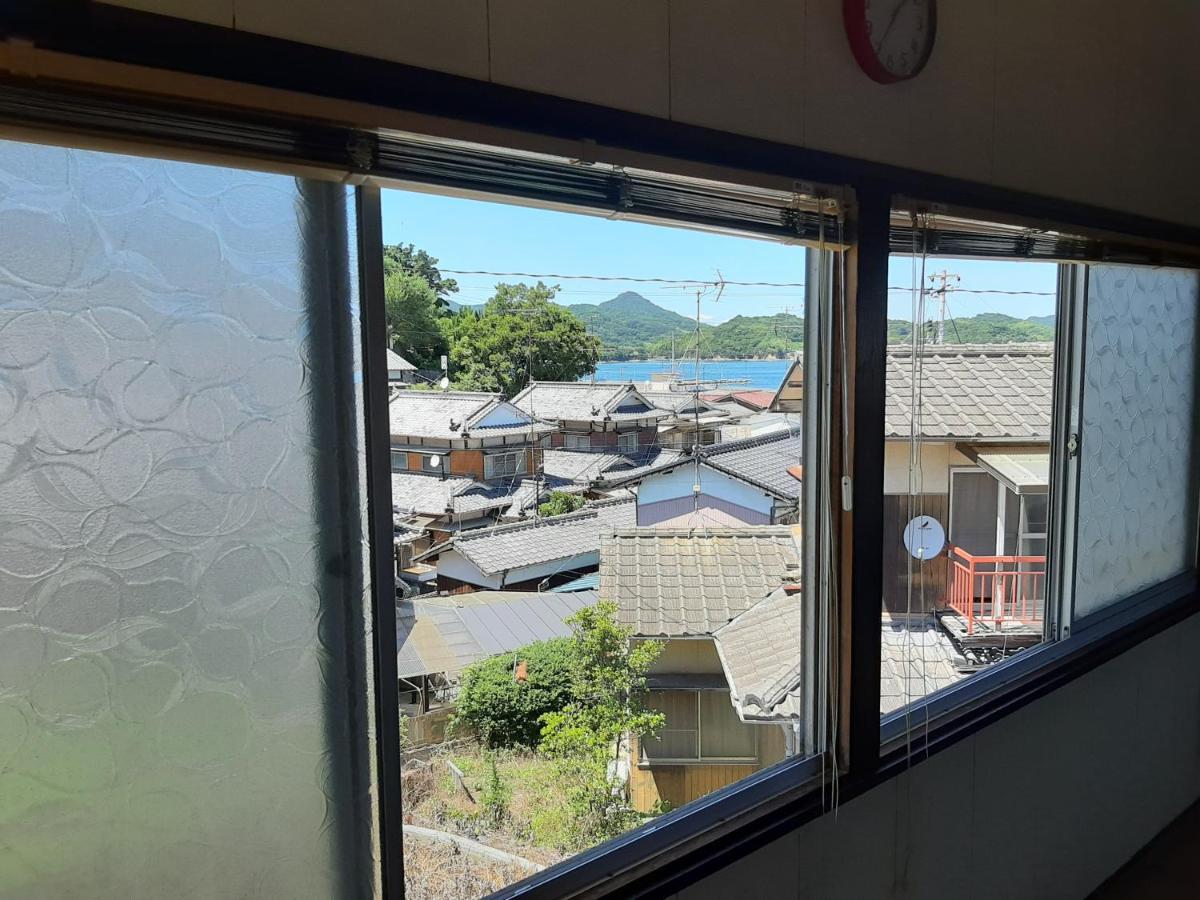 Guesthouse Kume Imabari Railway Station Dış mekan fotoğraf